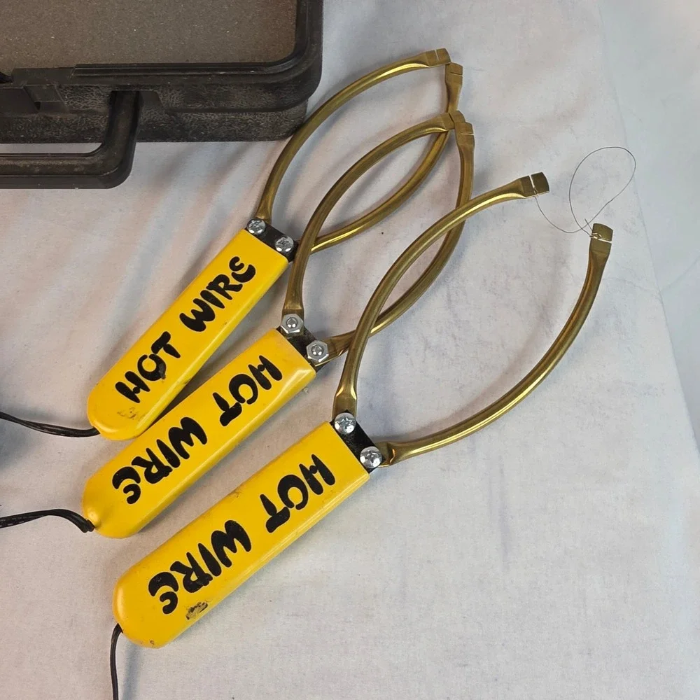 Original Hot Wire Village Sculpting Tool Set Foam Cutter 3 Wands & Case